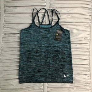 Nike women’s tank top
